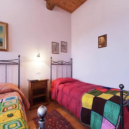 Holiday home Country Cottage In Marche With Swimming Pool