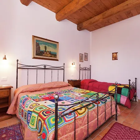 Holiday home Country Cottage In Marche With Swimming Pool