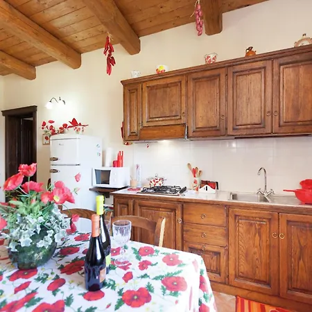Holiday home Country Cottage In Marche With Swimming Pool Apecchio