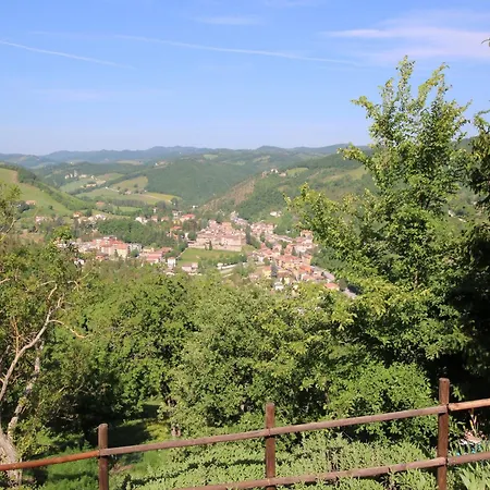 Country Cottage In Marche With Swimming Pool