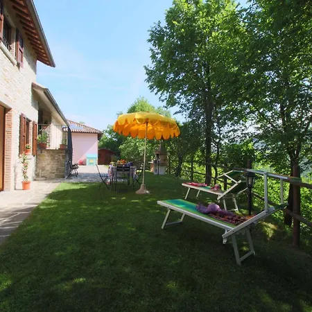 בית נופש Country In Marche With Swimming Pool *